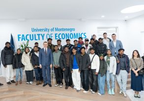 Faculty of Economics Welcomes 21 Students from India to the MONTEB Program