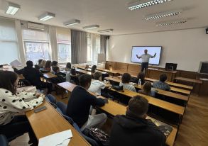 Prof. Aleksandar Tomić from Boston College Lectures MONTEB Students on the Cost of Taxation